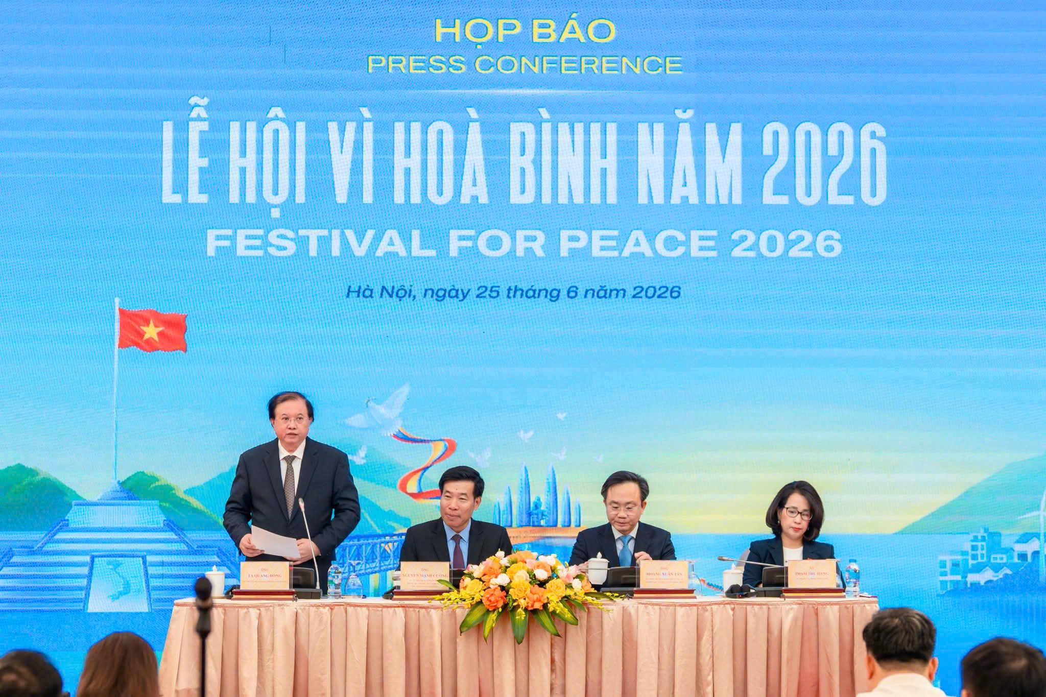 https://svhttdl.quangtri.gov.vn/documents/39955/0/thu+truong+bvhttdl.jpg/6f41b9d1-d9ed-fe68-0203-766d00ed5089?t=1782436636642