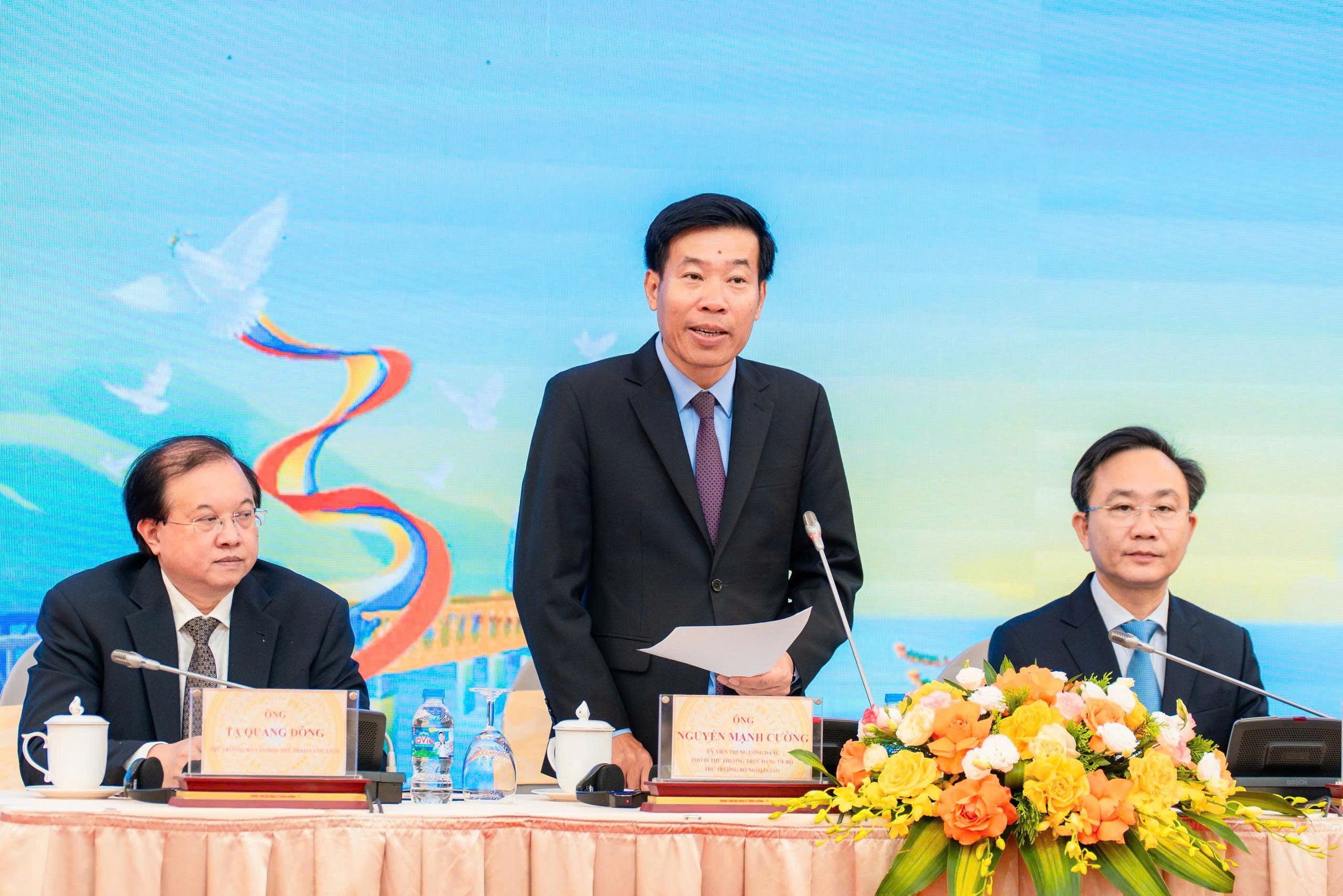 https://svhttdl.quangtri.gov.vn/documents/39955/0/thu+truong+bvhttdl1.jpg/53e4d4af-f364-4312-4358-8406d435532a?t=1782436706307