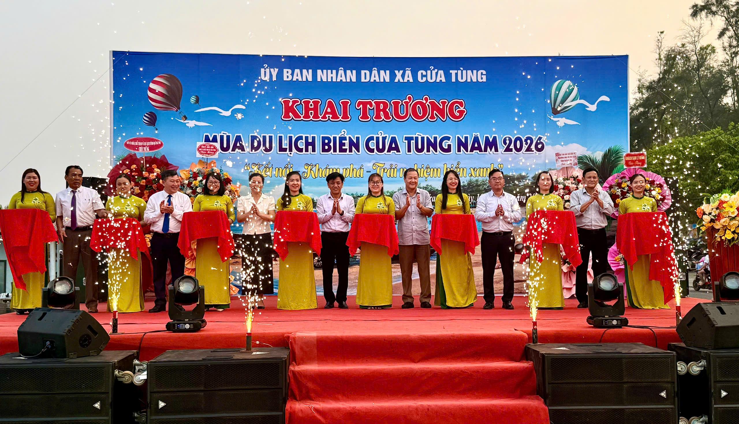 Khai trương mùa du lịch biển Cửa Tùng năm 2026